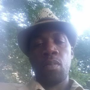 Meet your Posher, Leo